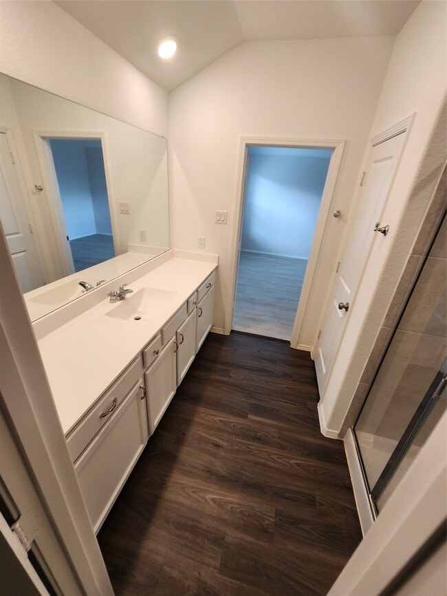 Building Photo - 18419 Cobalt Cove Ln