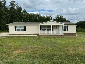 Building Photo - 135 Meadow Spring Court