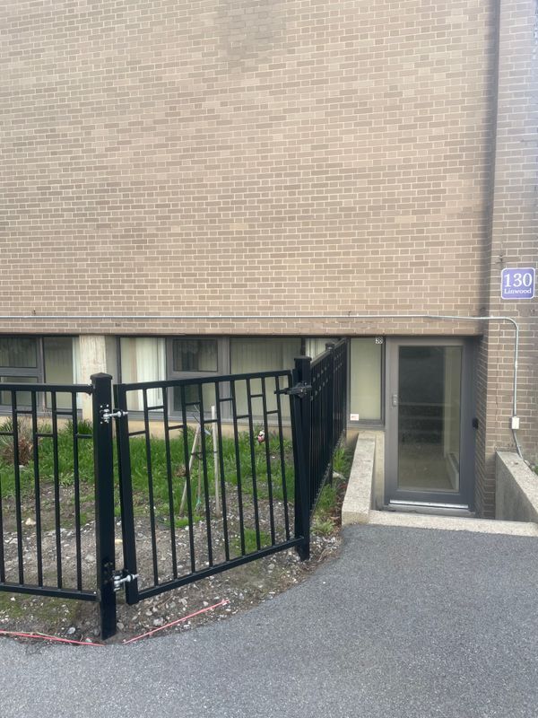 Building Photo - 130 Linwood Ave