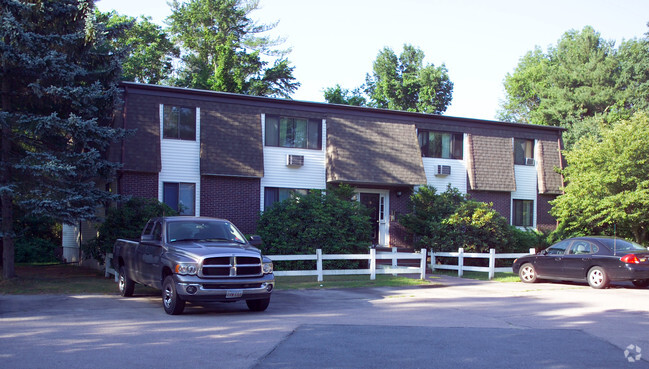 Building Photo - 14-18 Pierce St
