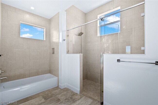 Building Photo - 2708 20th St W