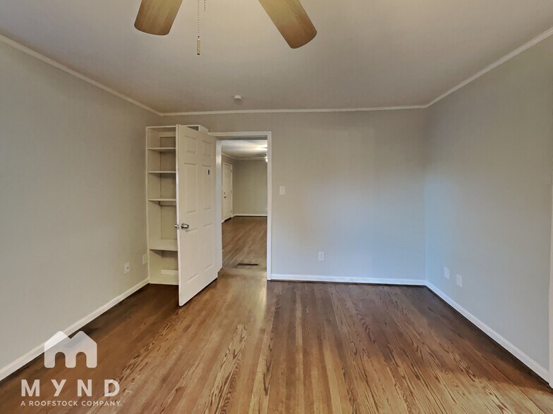 Building Photo - 1518 Belmar Dr