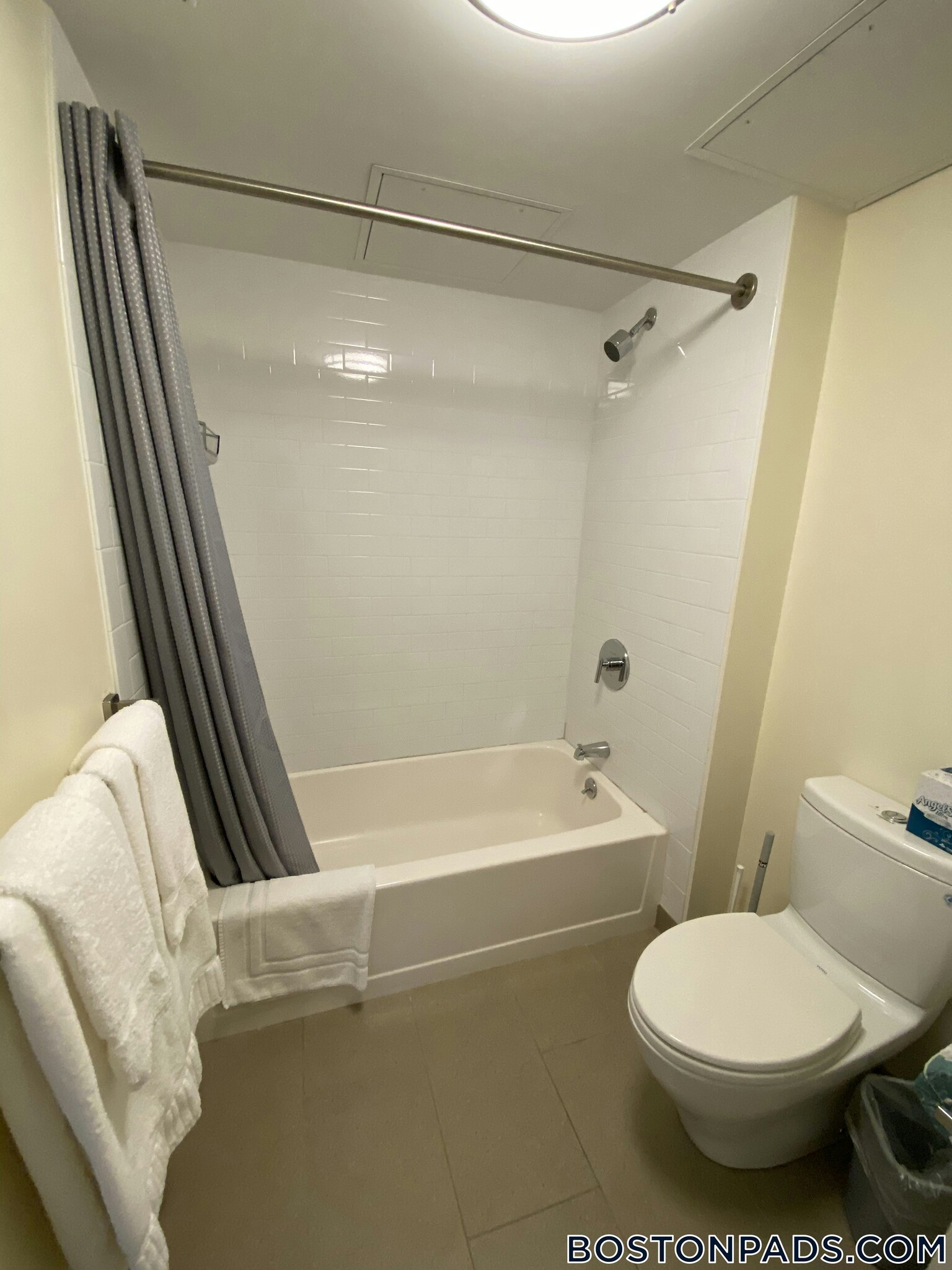 Building Photo - 8 Winter Pl