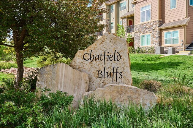 Building Photo - "Charming 2-Bed, 2-Bath Condo Retreat in Littleton - 870 Sq Ft of Cozy Elegance!"