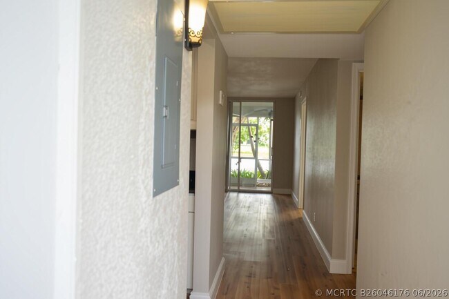 Building Photo - 9311 Orange Grove Dr