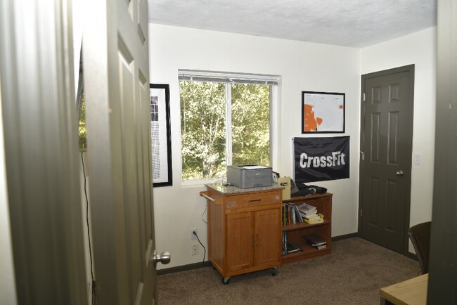 Building Photo - 3360 Patti Dr