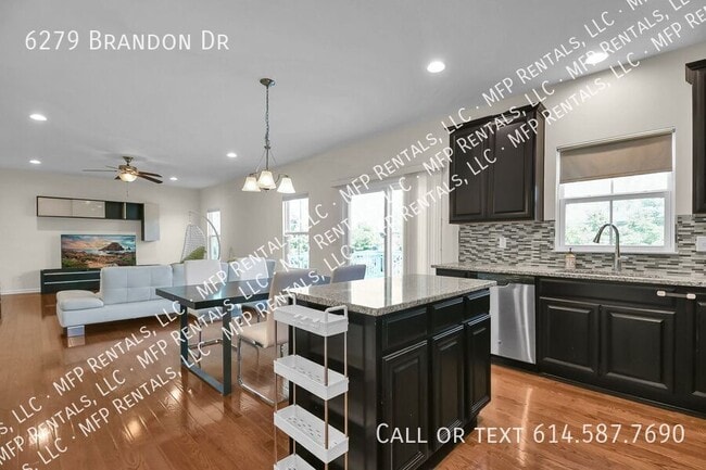 Building Photo - 6279 Brandon Dr