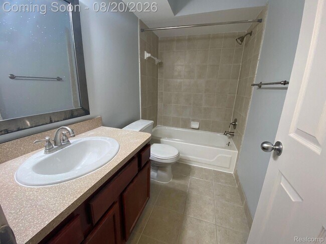 Building Photo - 2620 Greenstone Blvd
