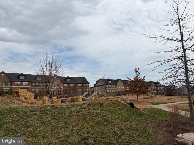 Building Photo - 43424 Stonewood Crossing Ter