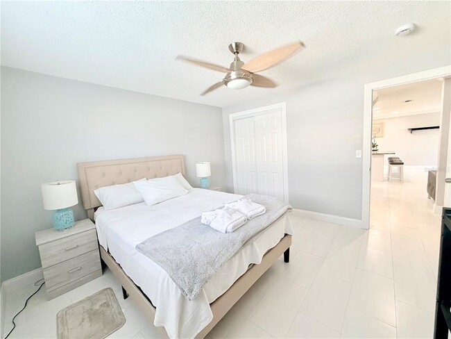 Building Photo - 2513 Gulf Blvd