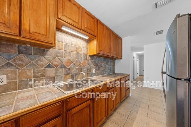 Building Photo - 4942 Driskill St