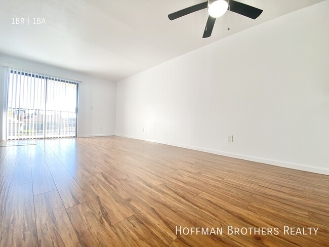 Building Photo - 10208 Independence Ave