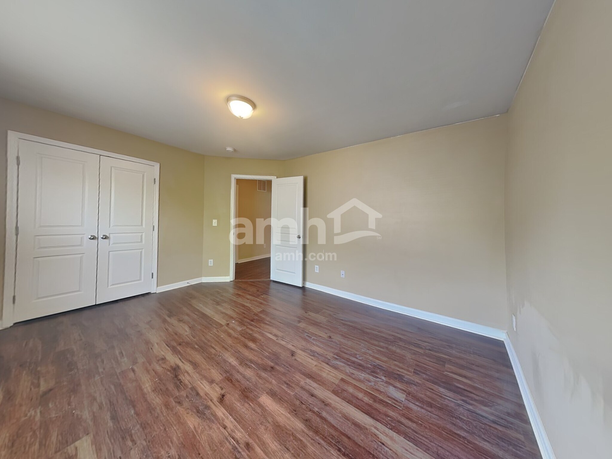 Building Photo - 409 Stobhill Ln