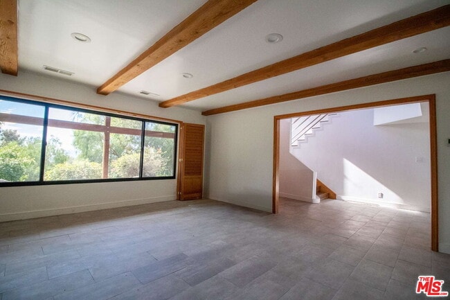 Building Photo - 11619 Lerdo Ave