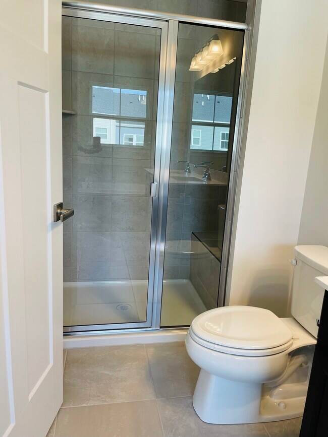 Building Photo - 507 Scarlet Maple Pl