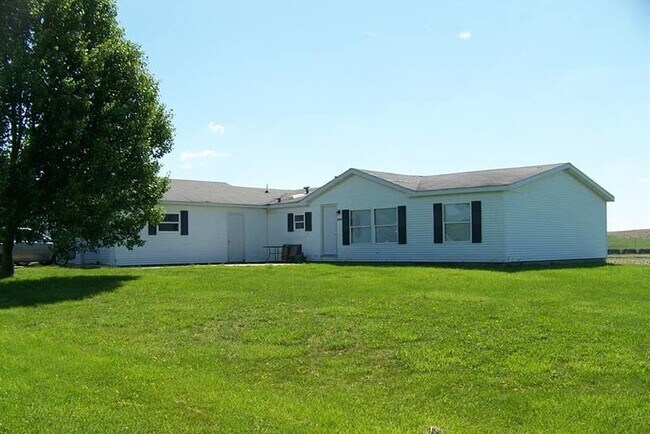 Primary Photo - 8622 S Cottontail Ln