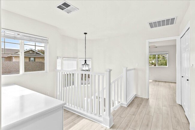 Building Photo - Townhomes at Fairways Edge