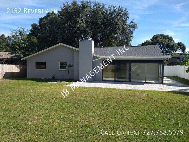 Building Photo - 2152 Beverly Ln