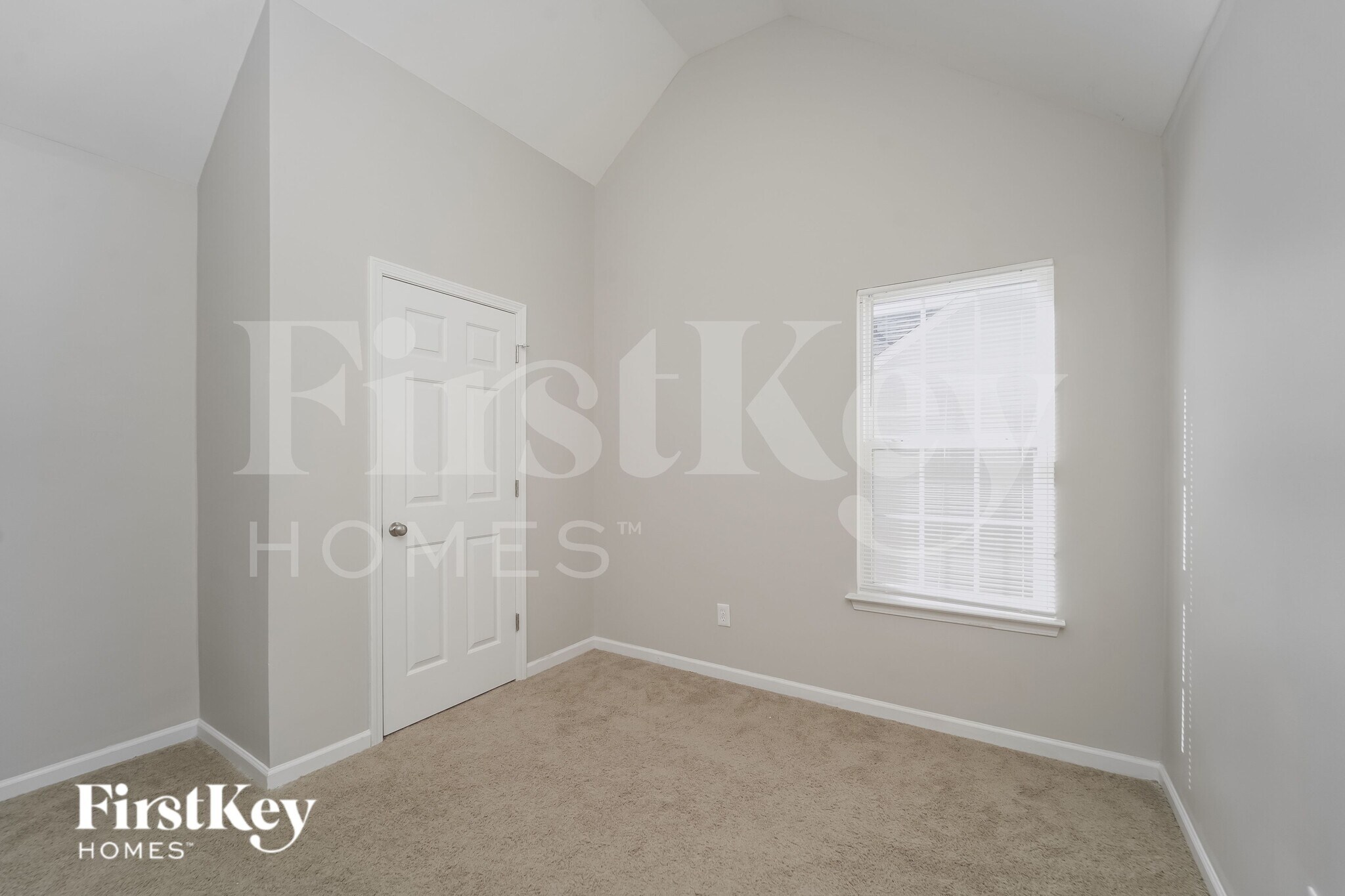 Building Photo - 7008 Hidden Creek Dr