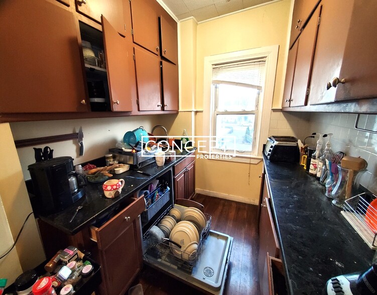 Building Photo - 21 Chandler St