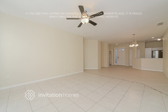 Building Photo - 1934 Magical Ln