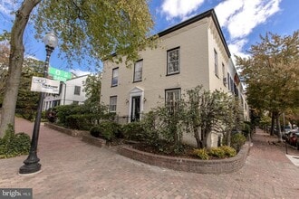 Building Photo - 1401 35th St NW