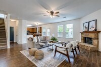 Building Photo - 114 Feathergrass Dr