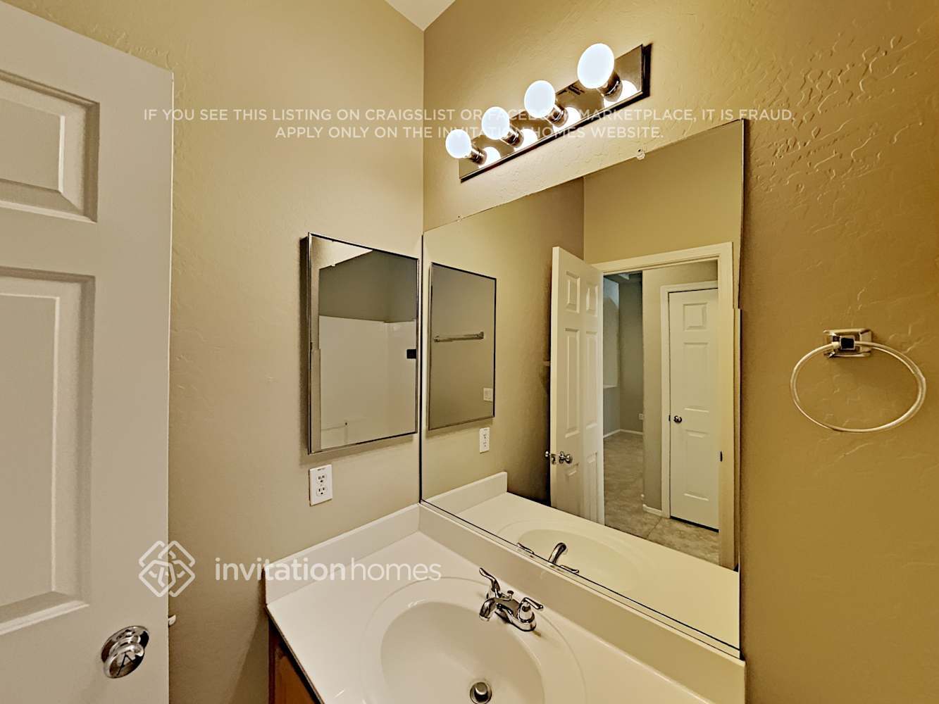 Building Photo - 7627 E Boise St