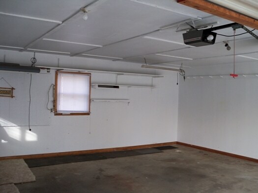 Building Photo - 7412 Township Road 269