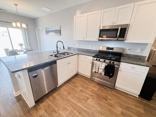 Building Photo - 9648 Brandishing Rd