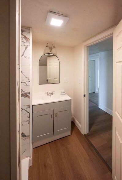 Building Photo - 281 Beach St