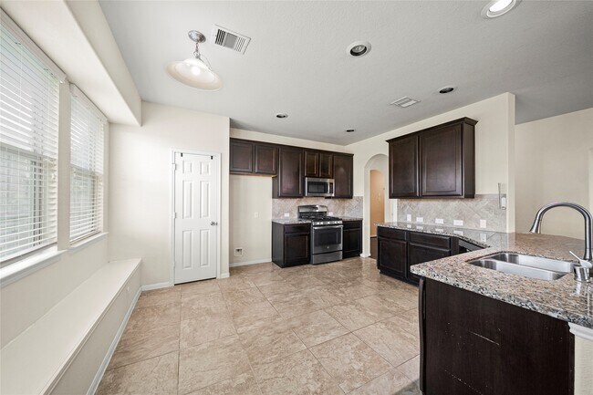 Building Photo - 3203 Windsor Ranch Ln