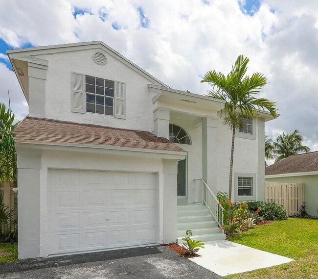 Building Photo - Northwest 107th Way, Sunrise, FL 33351 - 3...
