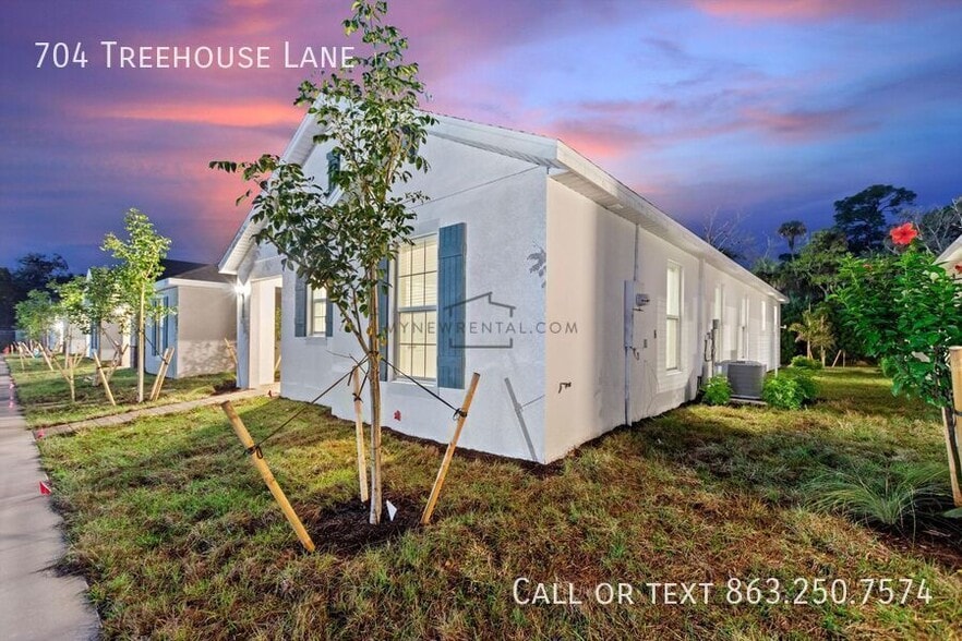 Building Photo - 704 Treehouse Ln