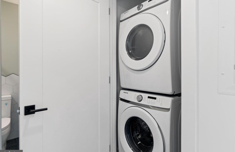 Building Photo - 1721 Ridge Ave