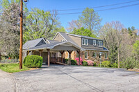 Building Photo - 174 Paris St