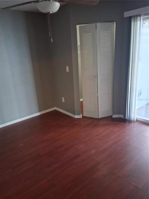 Building Photo - 2561 Grassy Point Dr