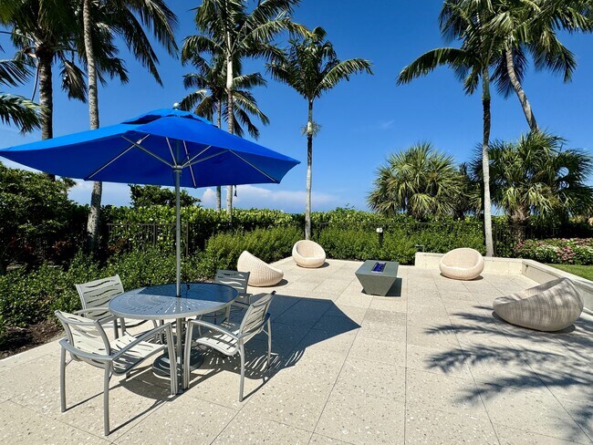 Building Photo - 4051 Gulf Shore Blvd N