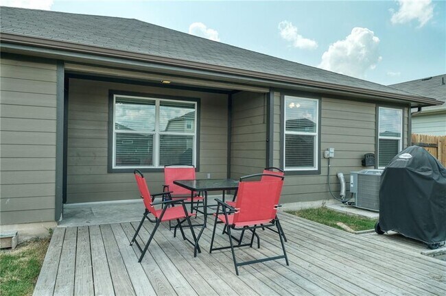Building Photo - 608 Nueces River Trail