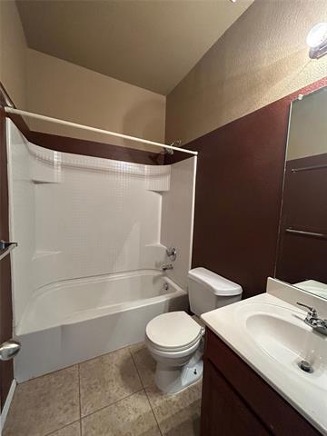 Building Photo - 5837 Fantail Dr