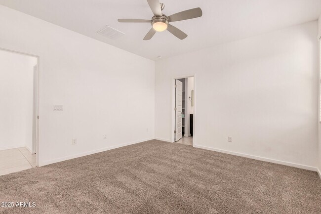 Building Photo - 399 Pelipa Dr