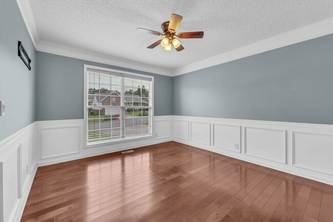 Building Photo - 3332 Victoria Ct