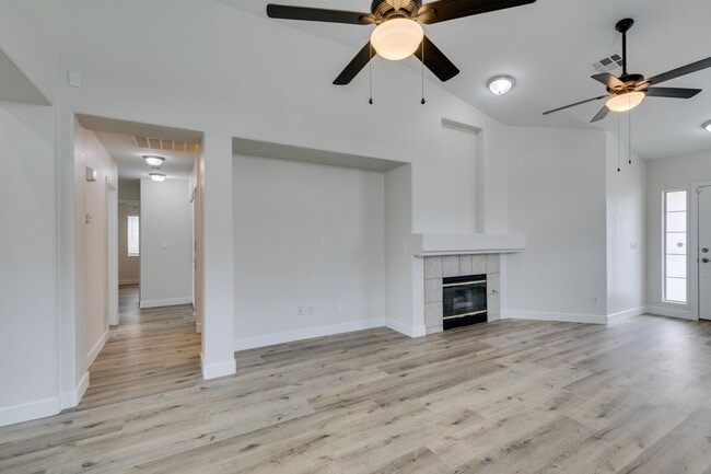 Building Photo - GREEN VALLEY RANCH NEWLY RENOVATED 3 BD SINGLE STORY HOME