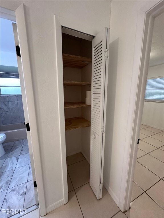 Building Photo - 4517 SW Santa Barbara Pl