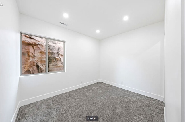 Building Photo - 2548 E 1480 S