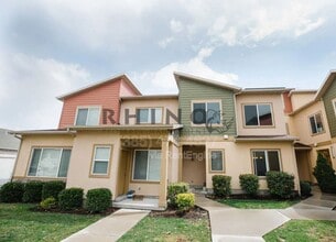 Building Photo - 3673 Lilac Heights Dr