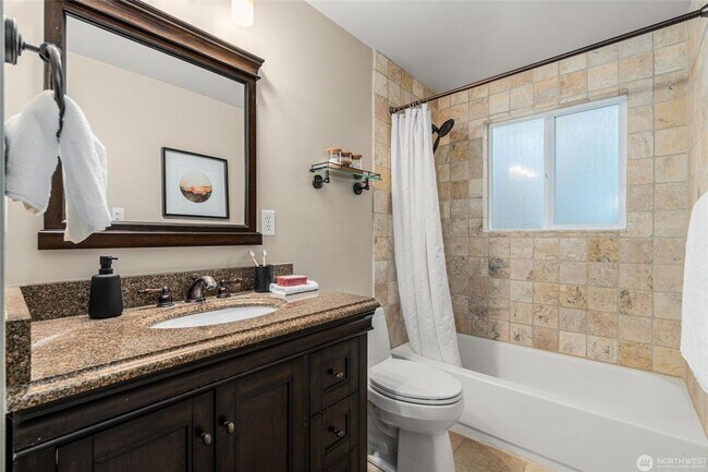 Building Photo - Classic Mid-Century Rambler with Modern Co...