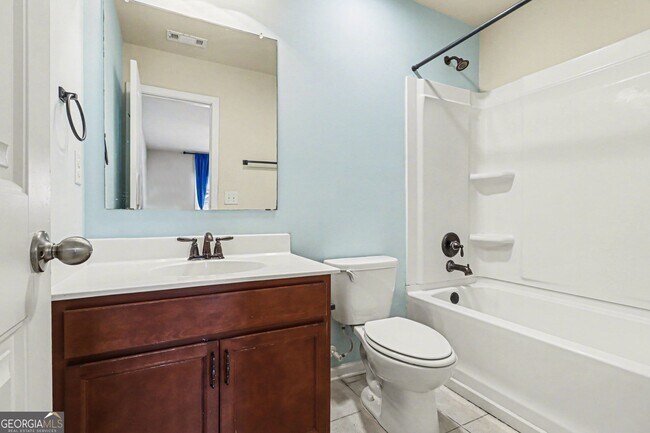 Building Photo - 4208 Amberleaf Walk