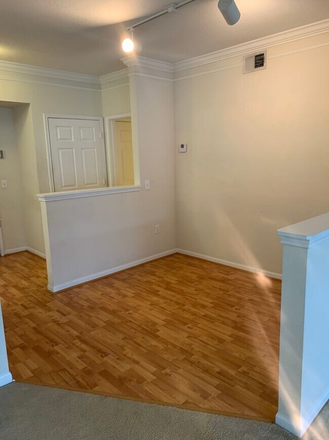 Building Photo - 280 Celebration Blvd