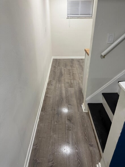 Building Photo - 630 Church St